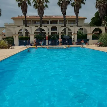 Agreable Dans Avec Piscine * Le Lavandou